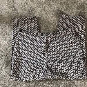 3/$25 CAbi geometric cigarette pants